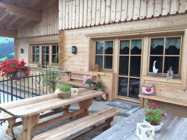 Bergpension-Ebental Brixen im Thale Esterno foto