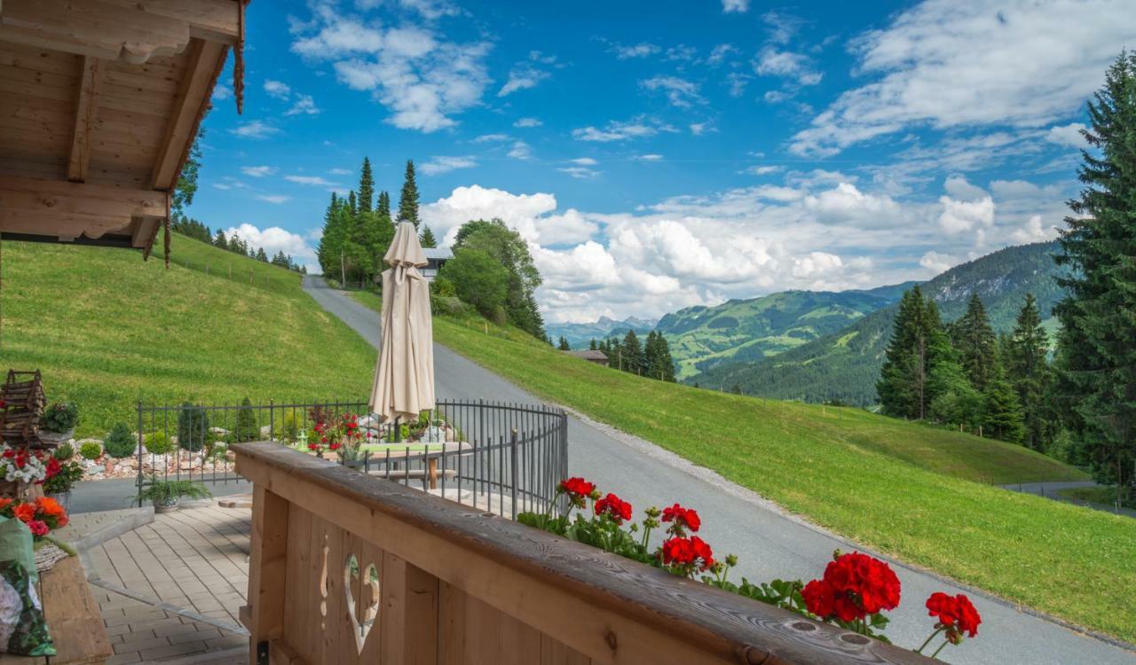 Bergpension-Ebental Brixen im Thale Esterno foto